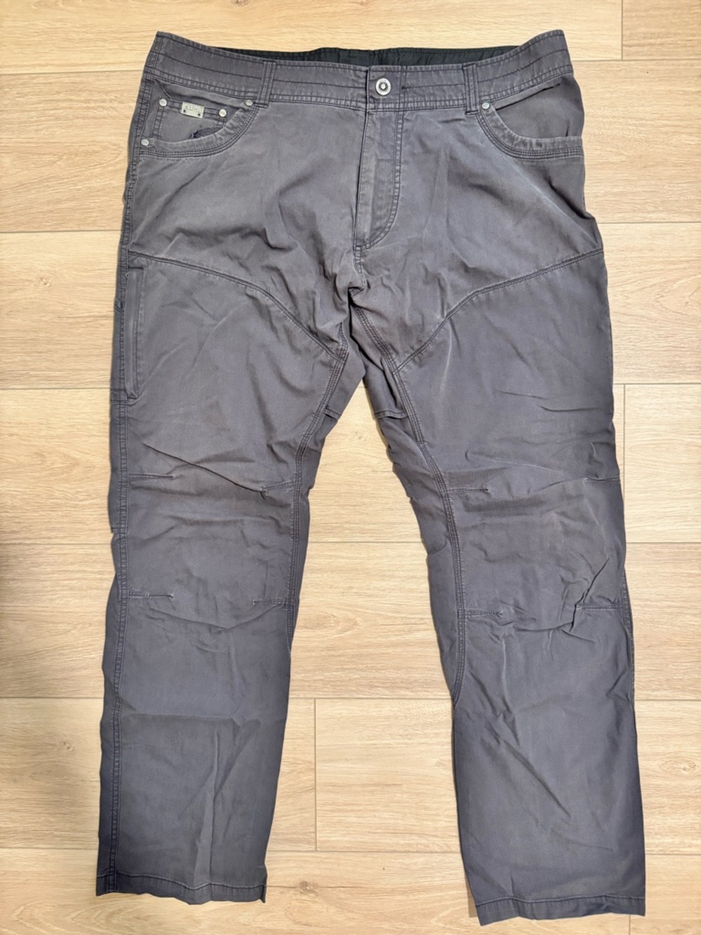 Kuhl Men's Cargo Pants in Charcoal